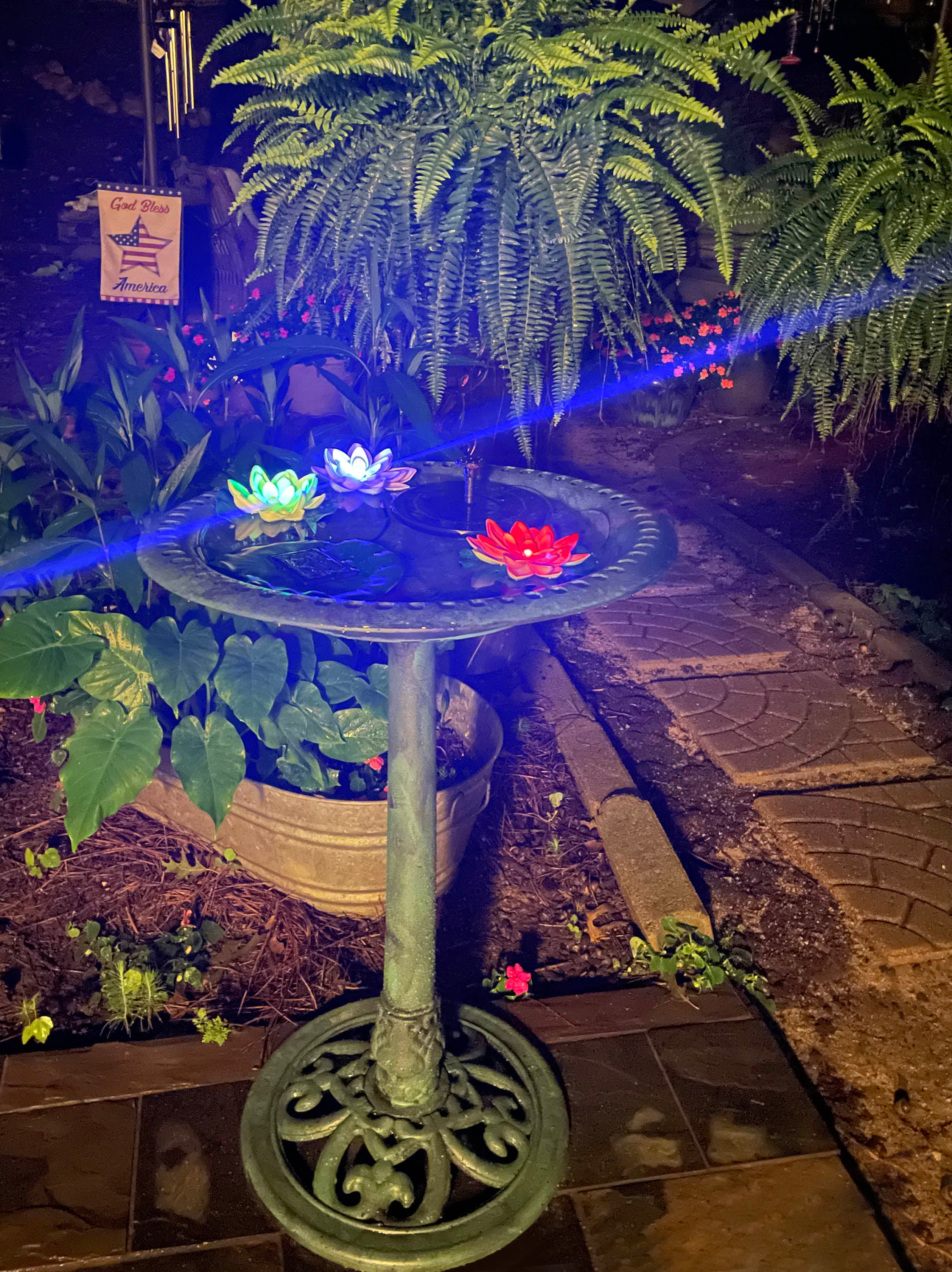 solar bird bath lilly pad